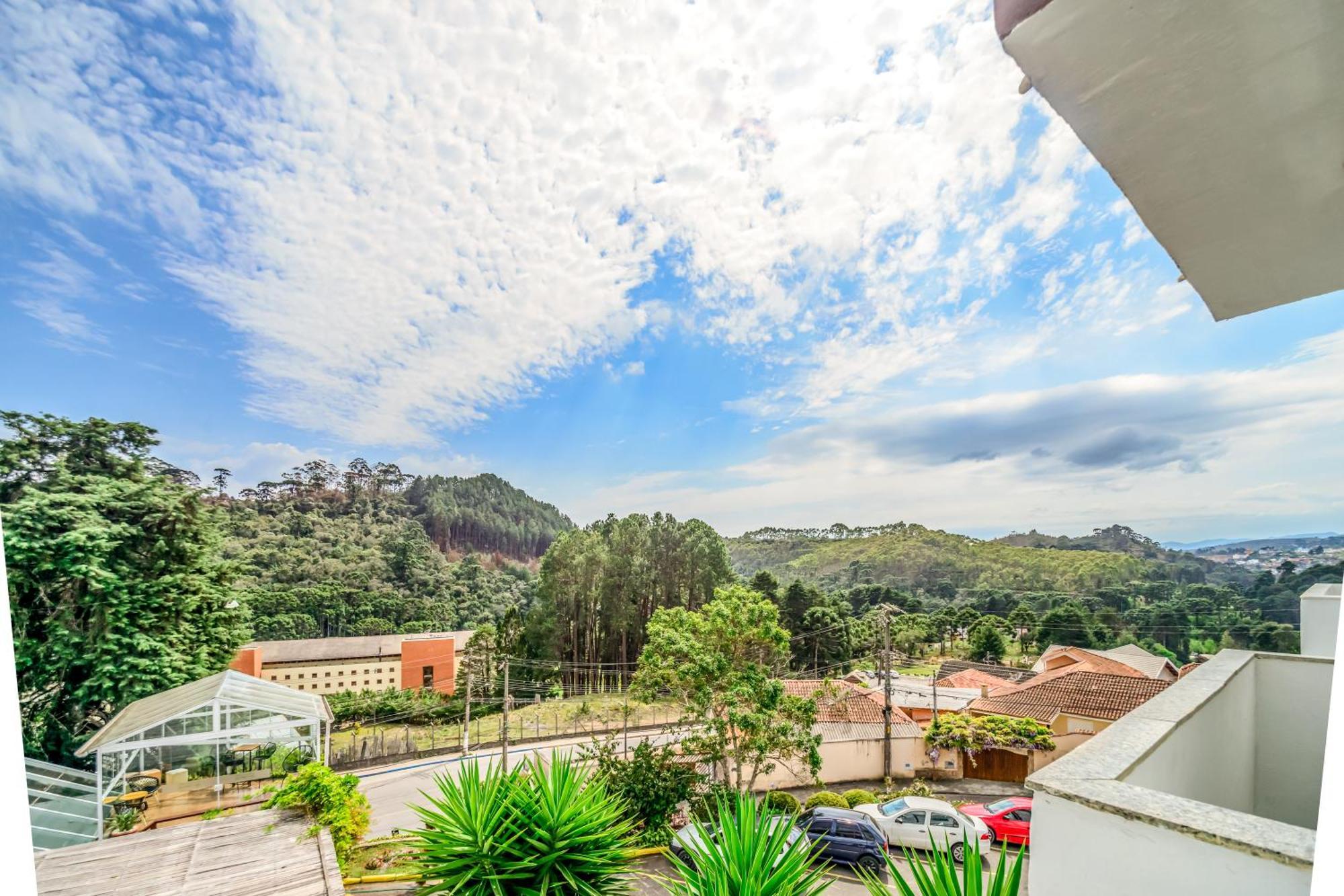 Velinn Pousada Parque Das Flores Campos do Jordao Exterior photo